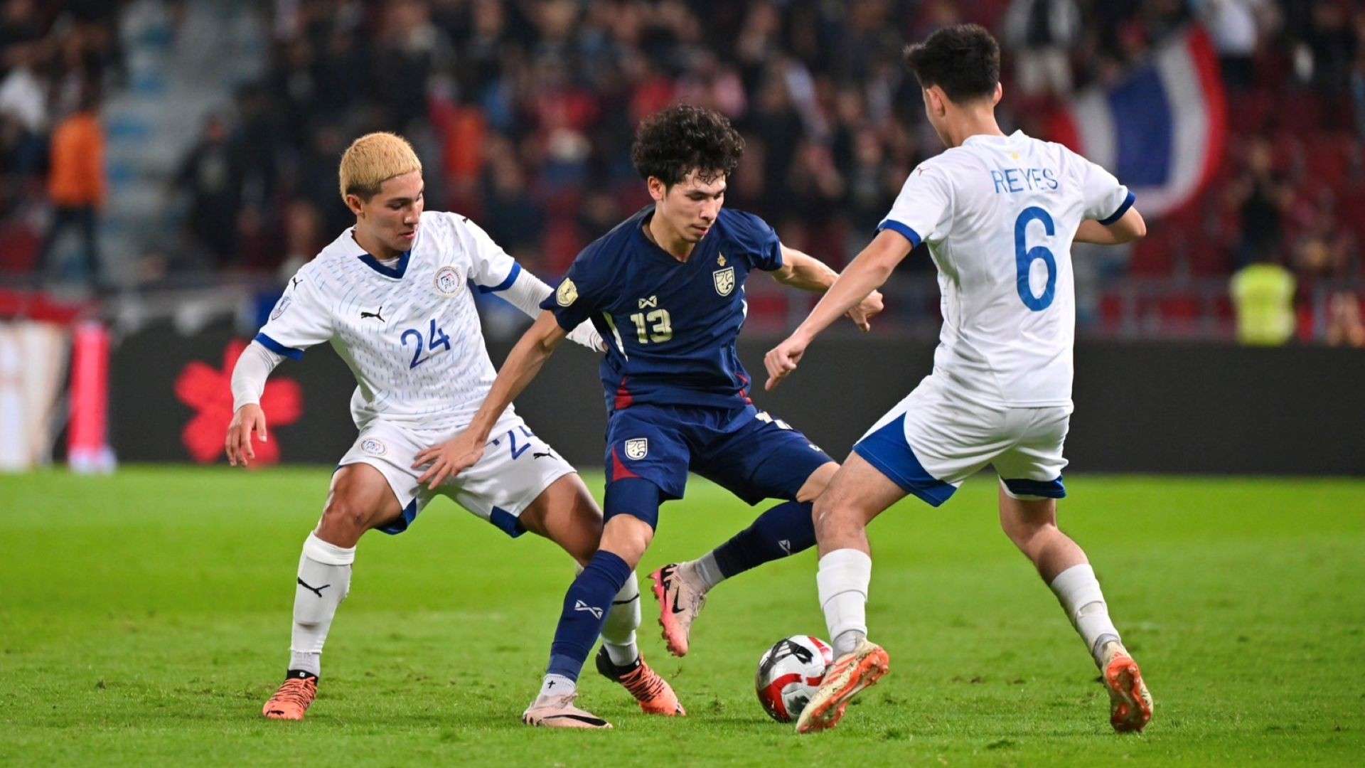 出了多处战 出了多处战