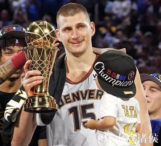 约基奇三双掘金灭火4连胜 河村3分灰熊胜奇才